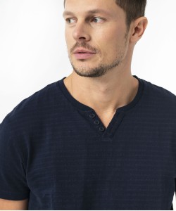 Tee-shirt manches courtes col fantaisie à rayures jacquard homme